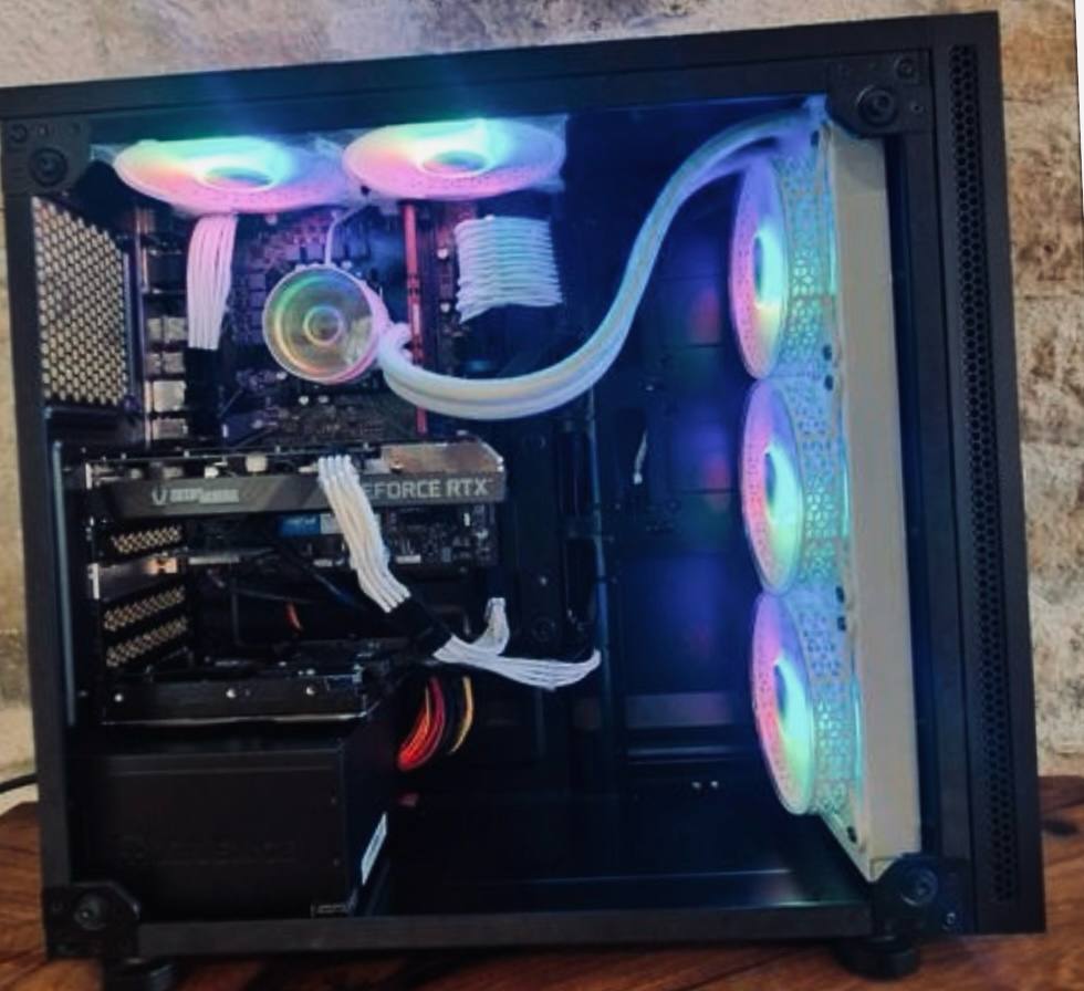 PC Gamer Reconditionné – i9 • RTX 5090 • 32Go • Watercooling RGB