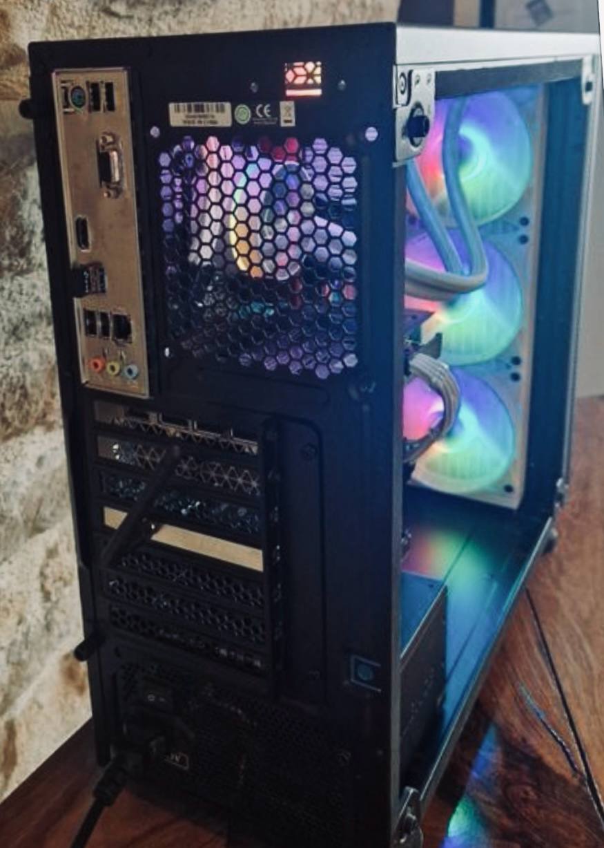 PC Gamer Reconditionné – i9 • RTX 5090 • 32Go • Watercooling RGB