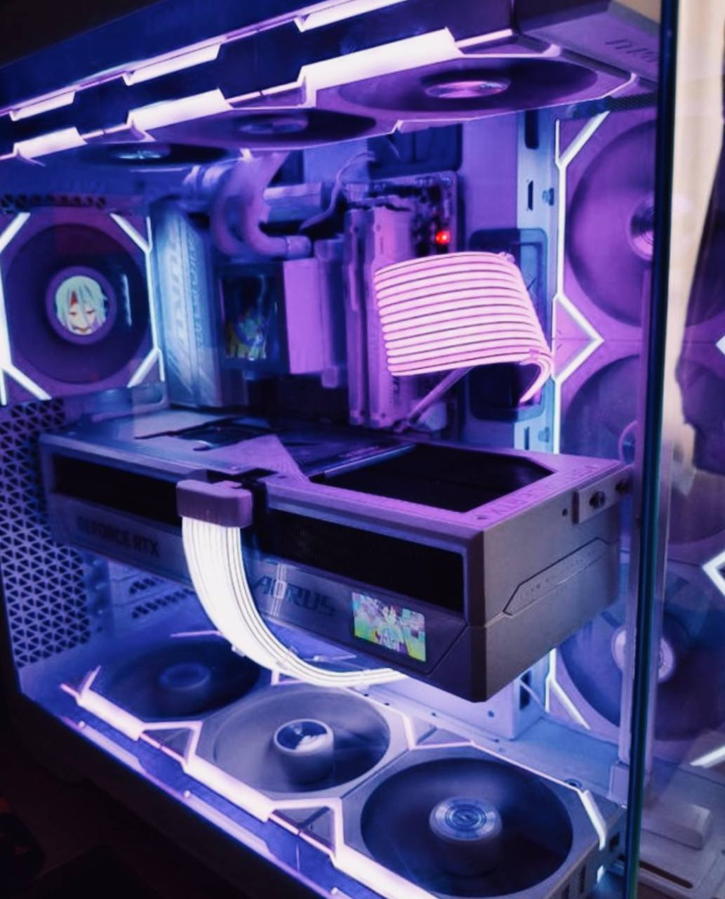 PC Gamer Ultra 4K/8K – Full White RGB – RTX 5090 (Occasion Premium)