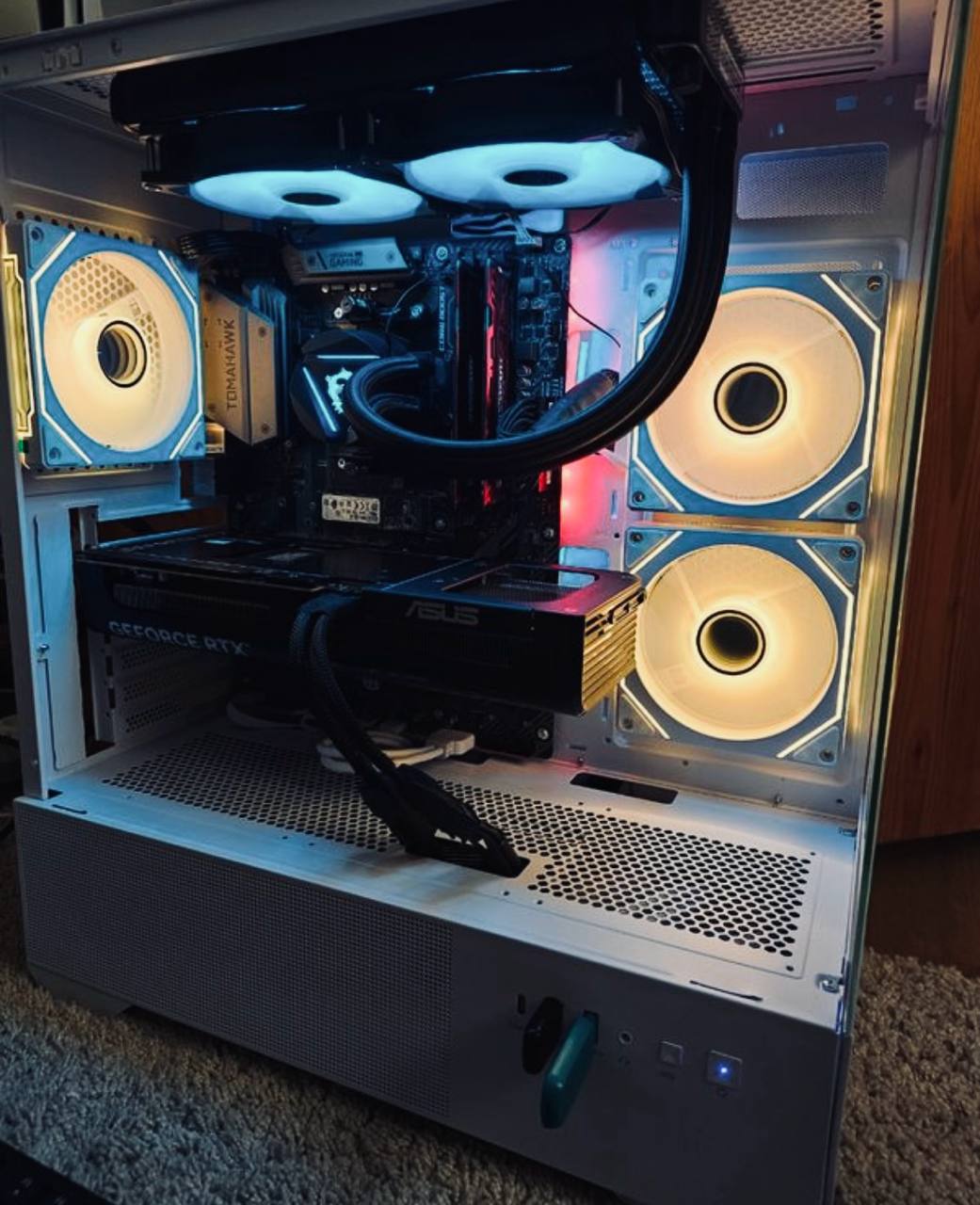 PC Gamer Reconditionné – Ryzen 7 • RTX 5070 • 32Go • Watercooling • White RGB